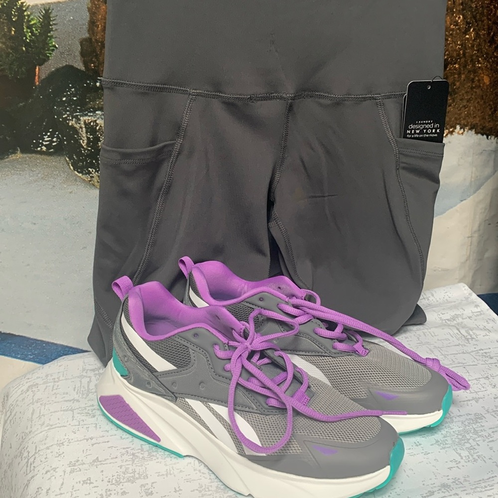 Reebok ladies sneaker combo